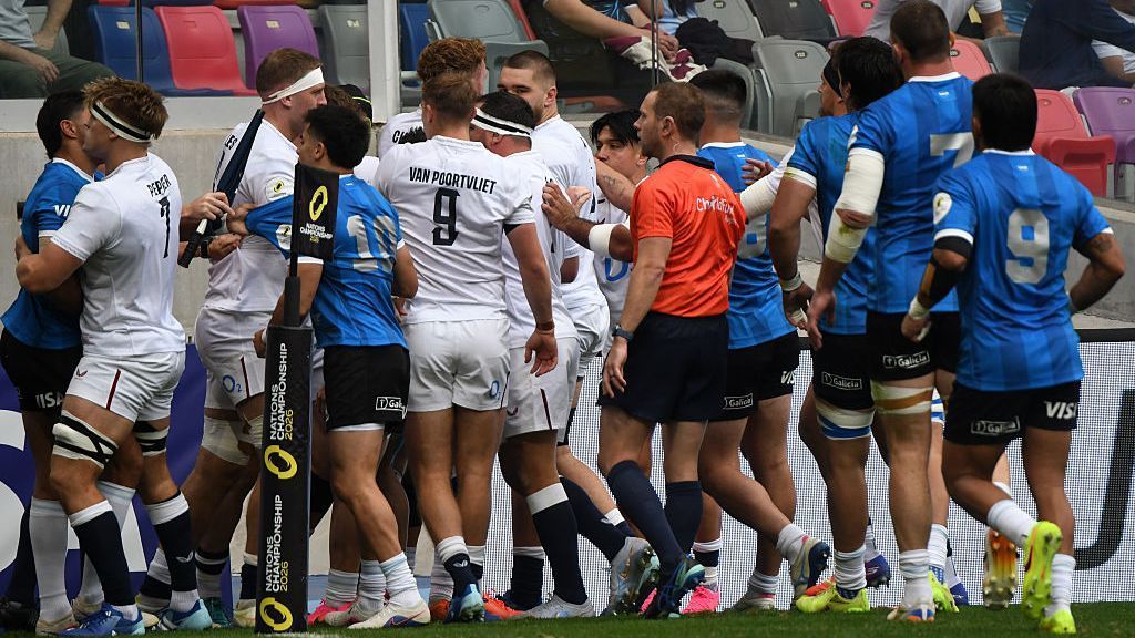 Pumas coach accuses England of 'lack of respect'