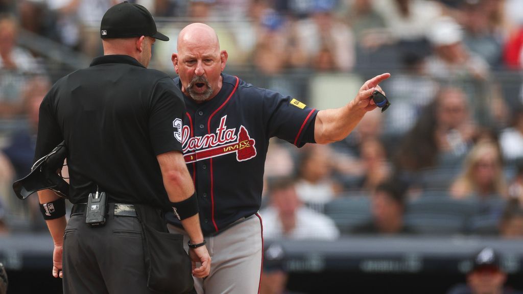 Weiss Ejected After Explosive Balk Argument Against Sale