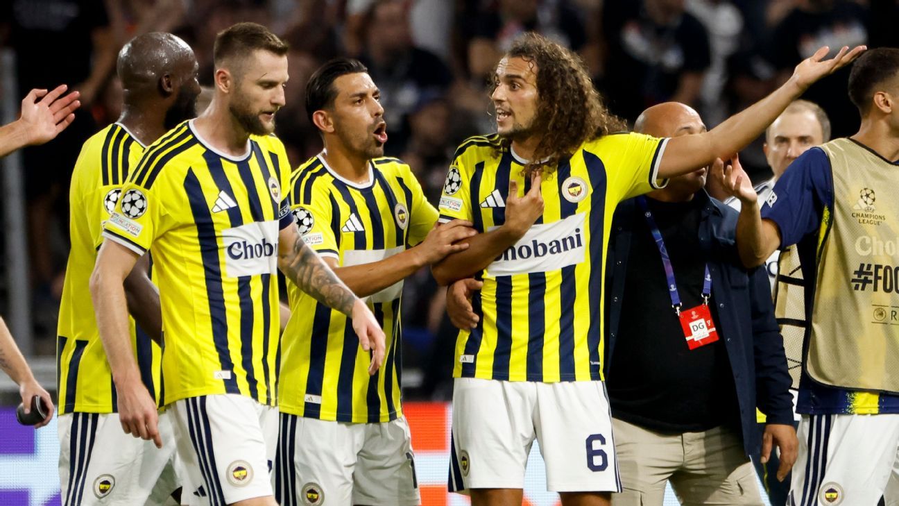 Fenerbahçe's Guendouzi sparks brawl vs. Lyon
