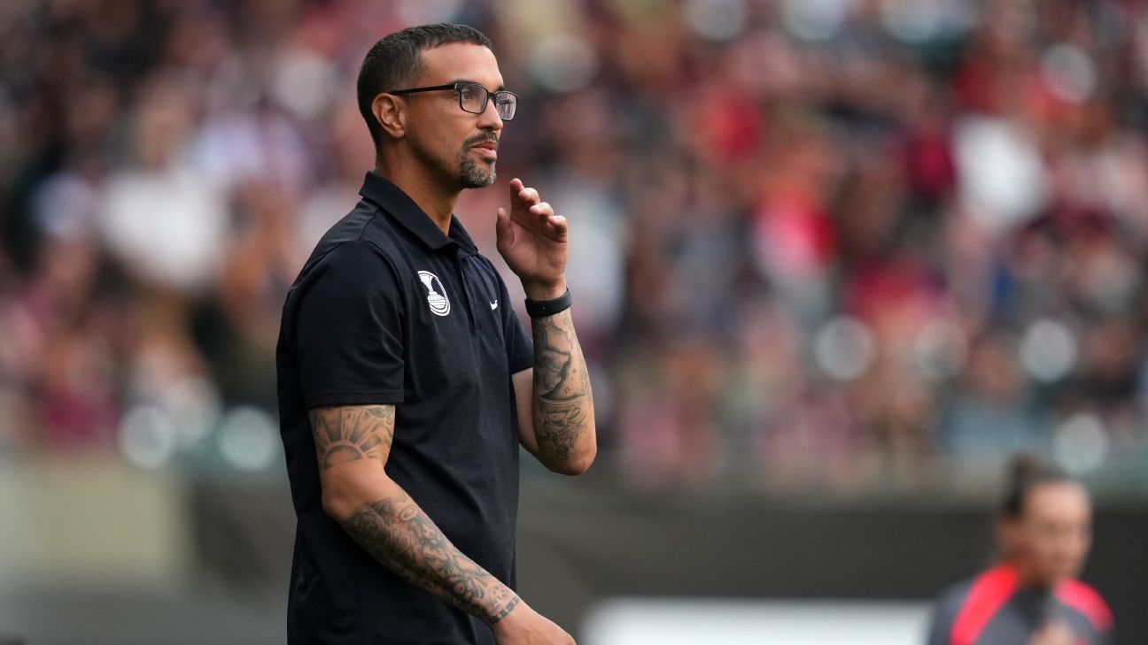 NWSL's Orlando fires Hines with team in 12th
