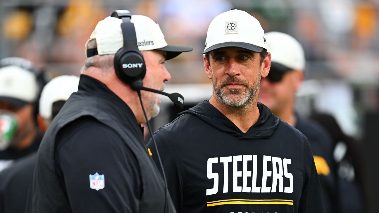 Aaron Rodgers: Steelers' 4-QB room is first of 22-year NFL career