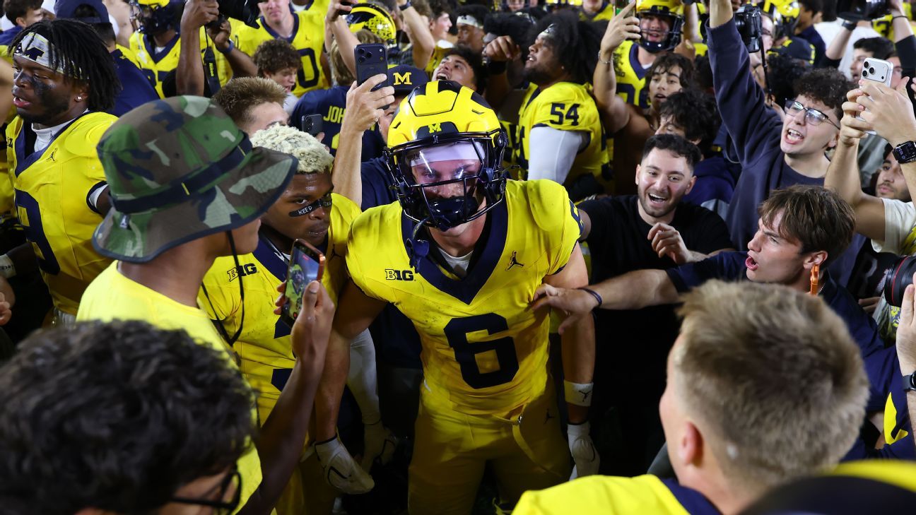 CFB Week 1 takeaways: Michigan gets a gift, LSU looks title ready and UMass wins!