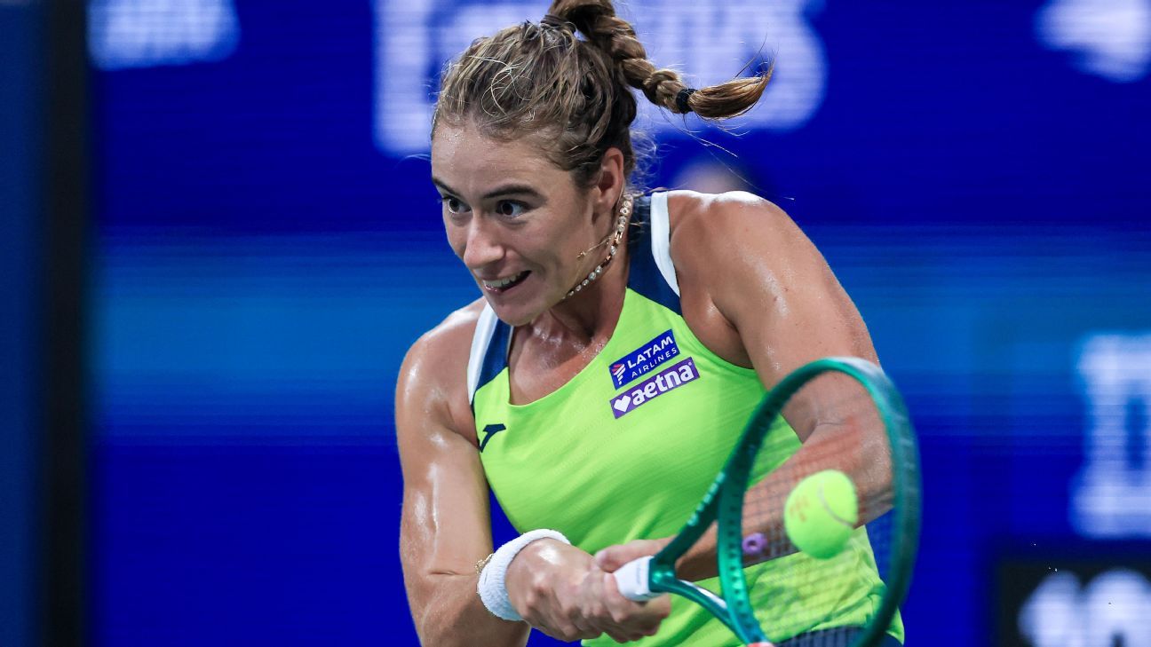 Sierra ganó un exigente debut en Sao Paulo, cortó una racha de cinco derrotas seguidas y se metió en octavos de final