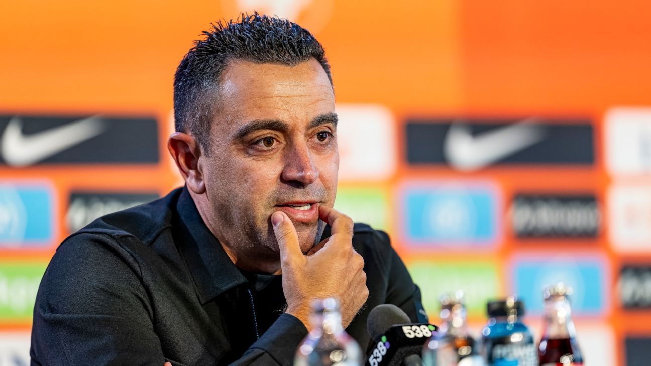 Xavi Hernández leaves out all-time top scorer Memphis Depay from first Netherlands squad cover