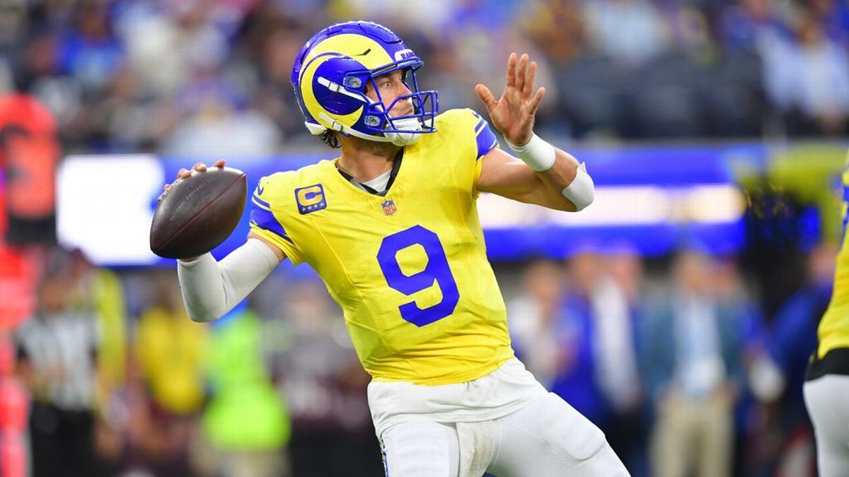 Stafford passes Rivers for sixth all time in passing TDs