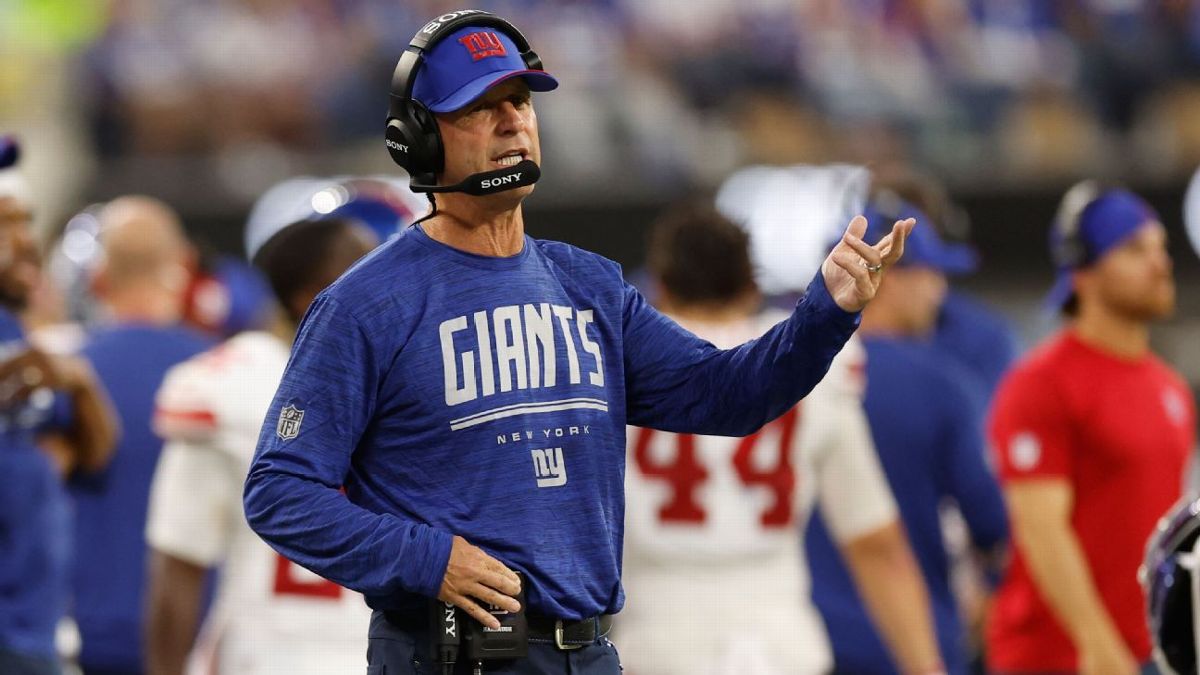 Buzz: What we're hearing on the Giants, Mahomes' early play, RB situations and more