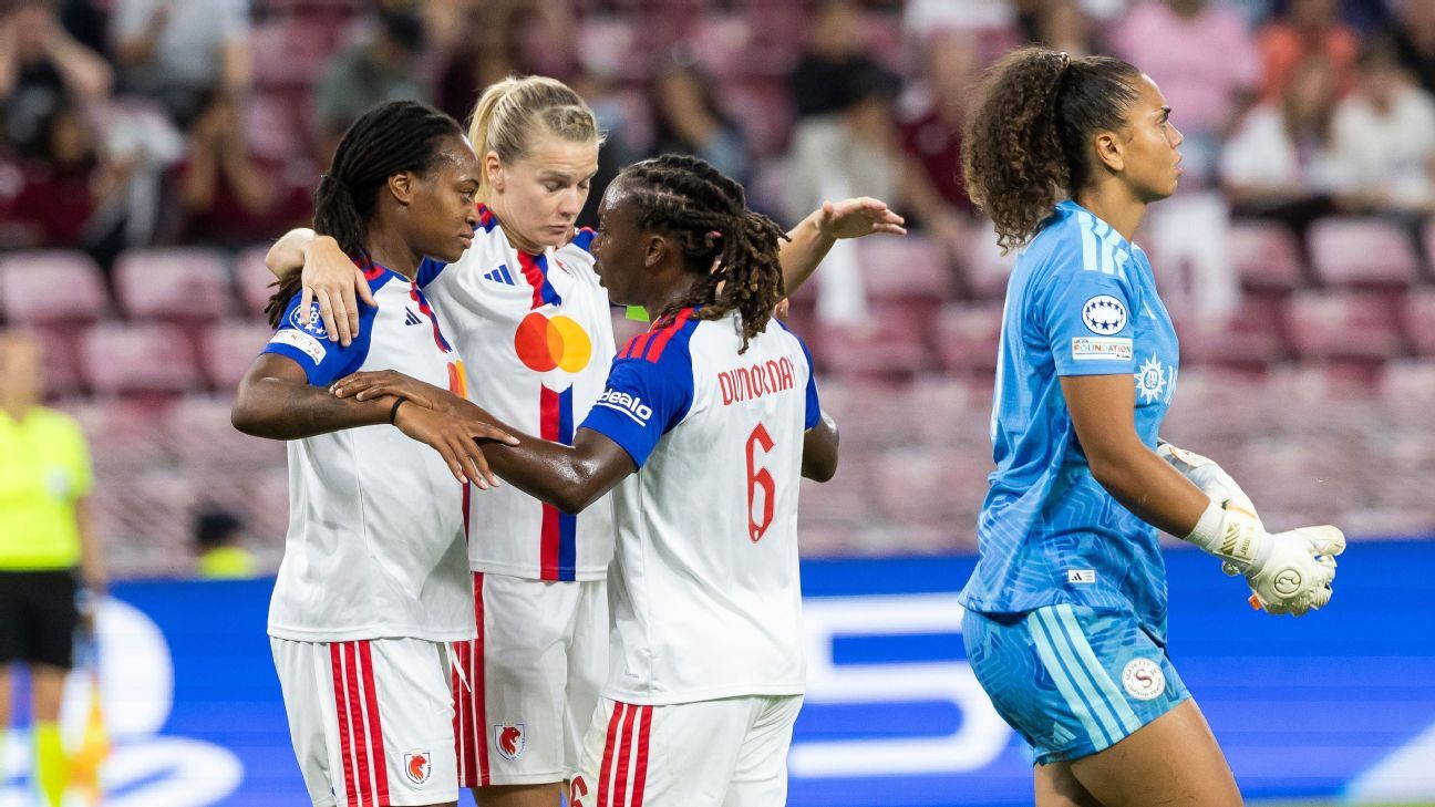 Katoto hat trick leads Lyonnes in 8-goal Champions League rout