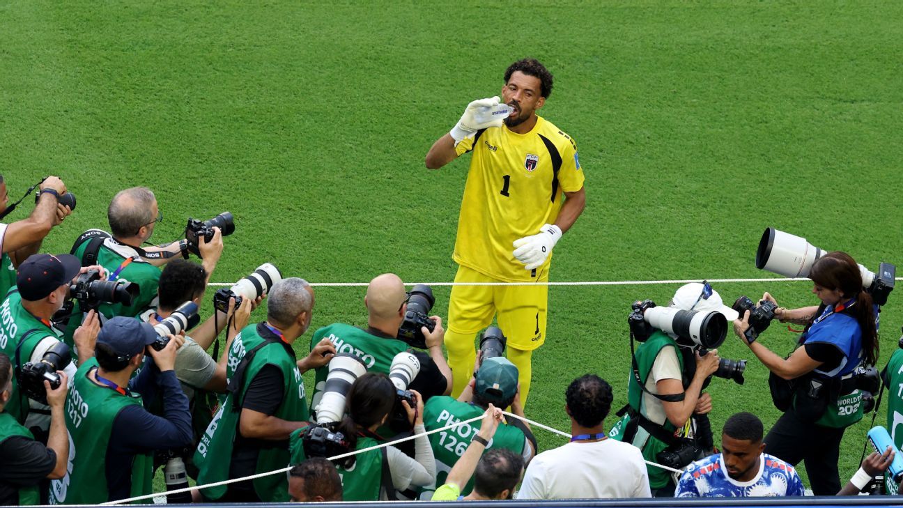 Vozinha on WC fame: 'I'd choose life I had before'