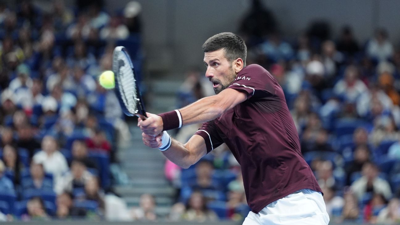 Despite medical timeout, Djokovic starts China Open with win