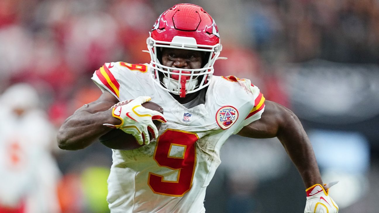 Knockout league pickups: Walker III, Lamb, McMillan among big names available