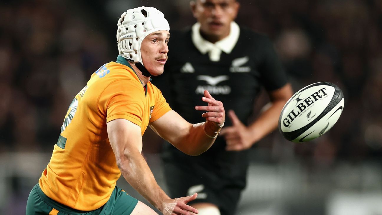 Wallabies' Bledisloe woes deepen with another 10 change, possible debut