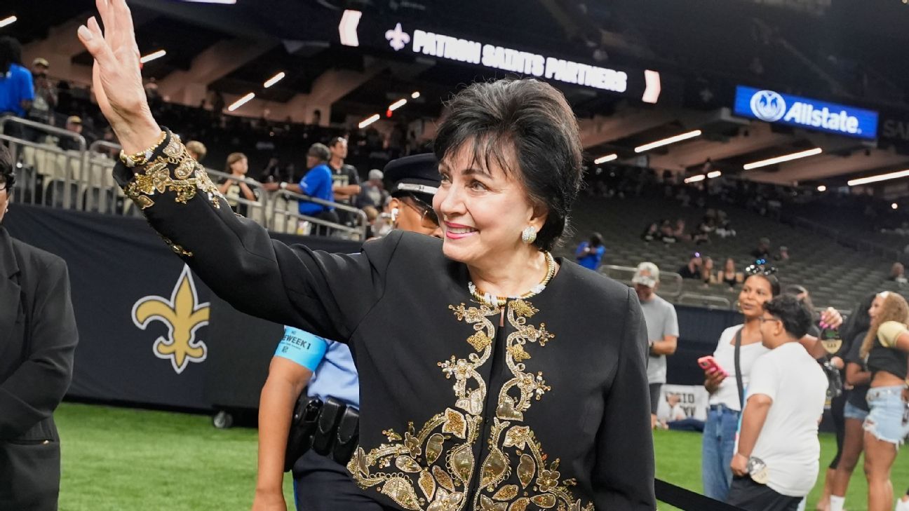 Saints owner Benson, after pointed comments, endorses Moore and coaches