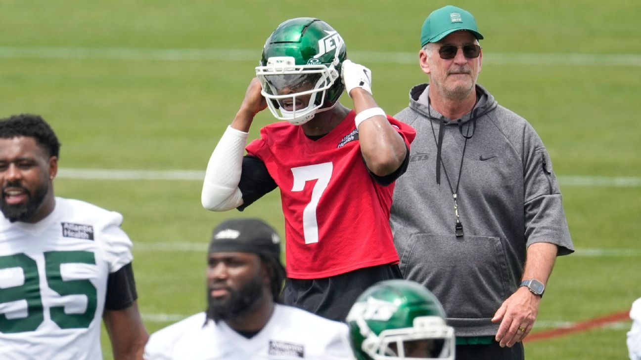 Jets' Glenn backs OC Reich despite scoring woes: 'He's done a good job'