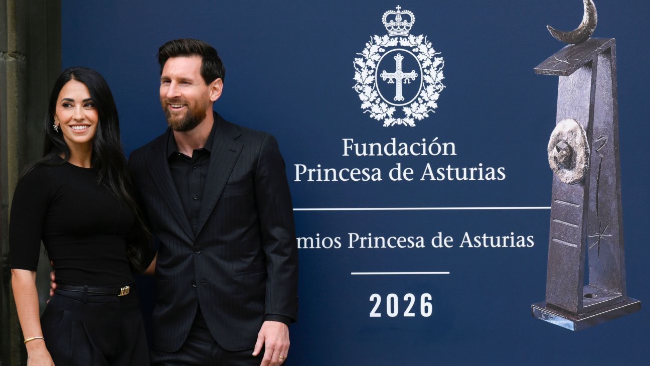Messi to fans in Spain: Princess of Asturias honor 'made my dad happy'