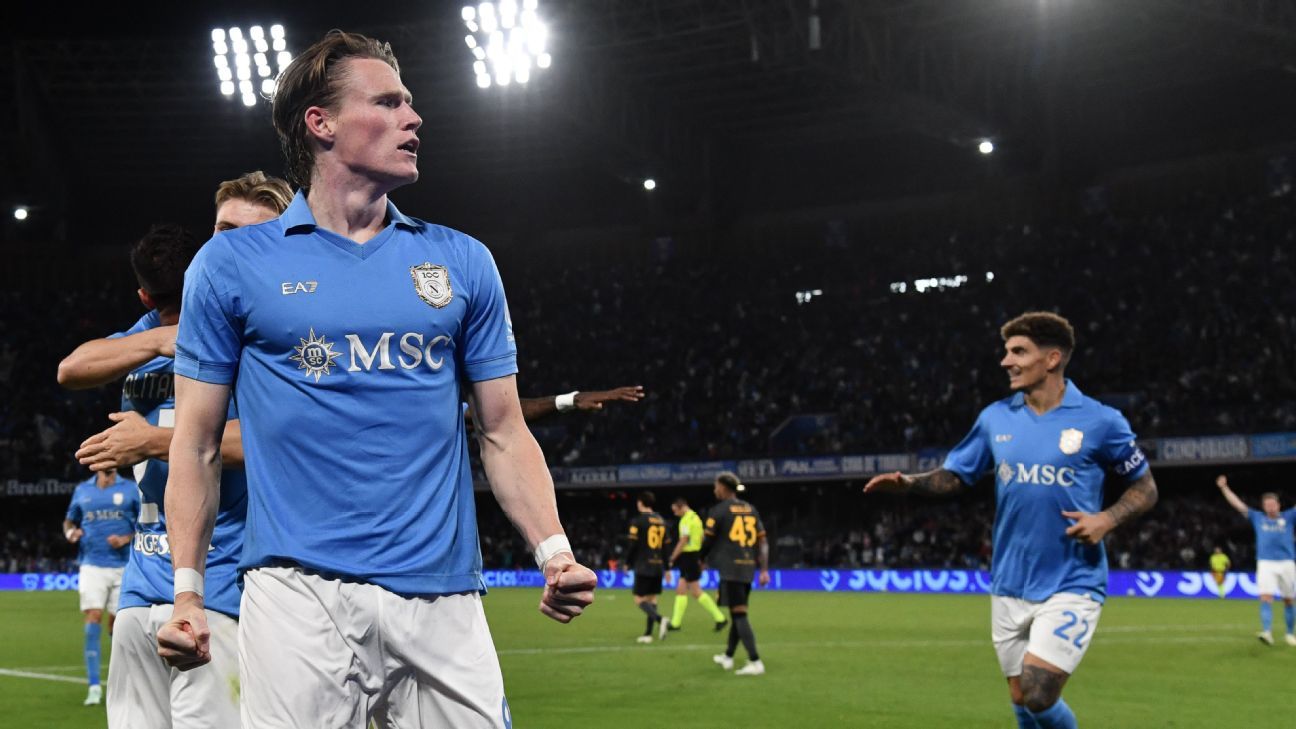 McTominay scores twice in Napoli-Roma thriller