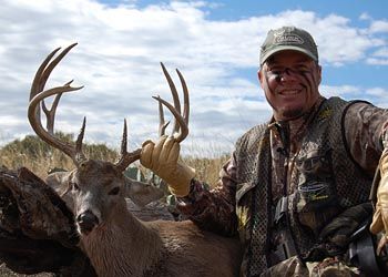 Hall of Famer Chipper Jones Talks Baseball and Bowhunting