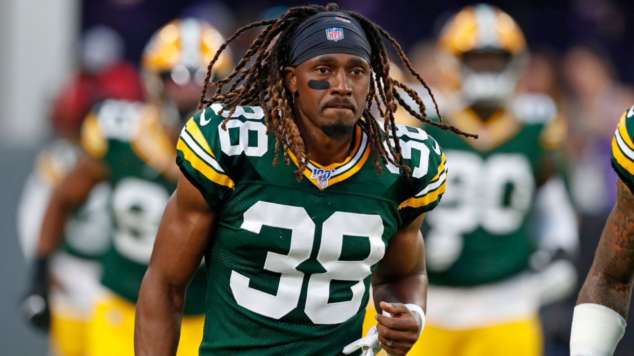 Green Bay Packers activate Tramon Williams, who could be the first to play for two NFL teams in a postseason