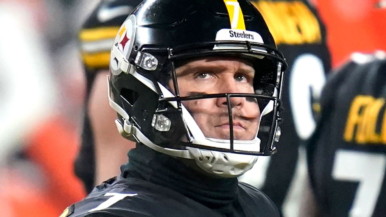 The Pittsburgh Steelers want Ben Roethlisberger to return in 2021, said team president Art Rooney II