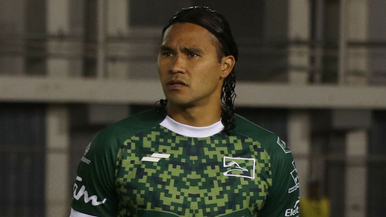 Santa Tecla accuses Gullit Peña of lack of seriousness