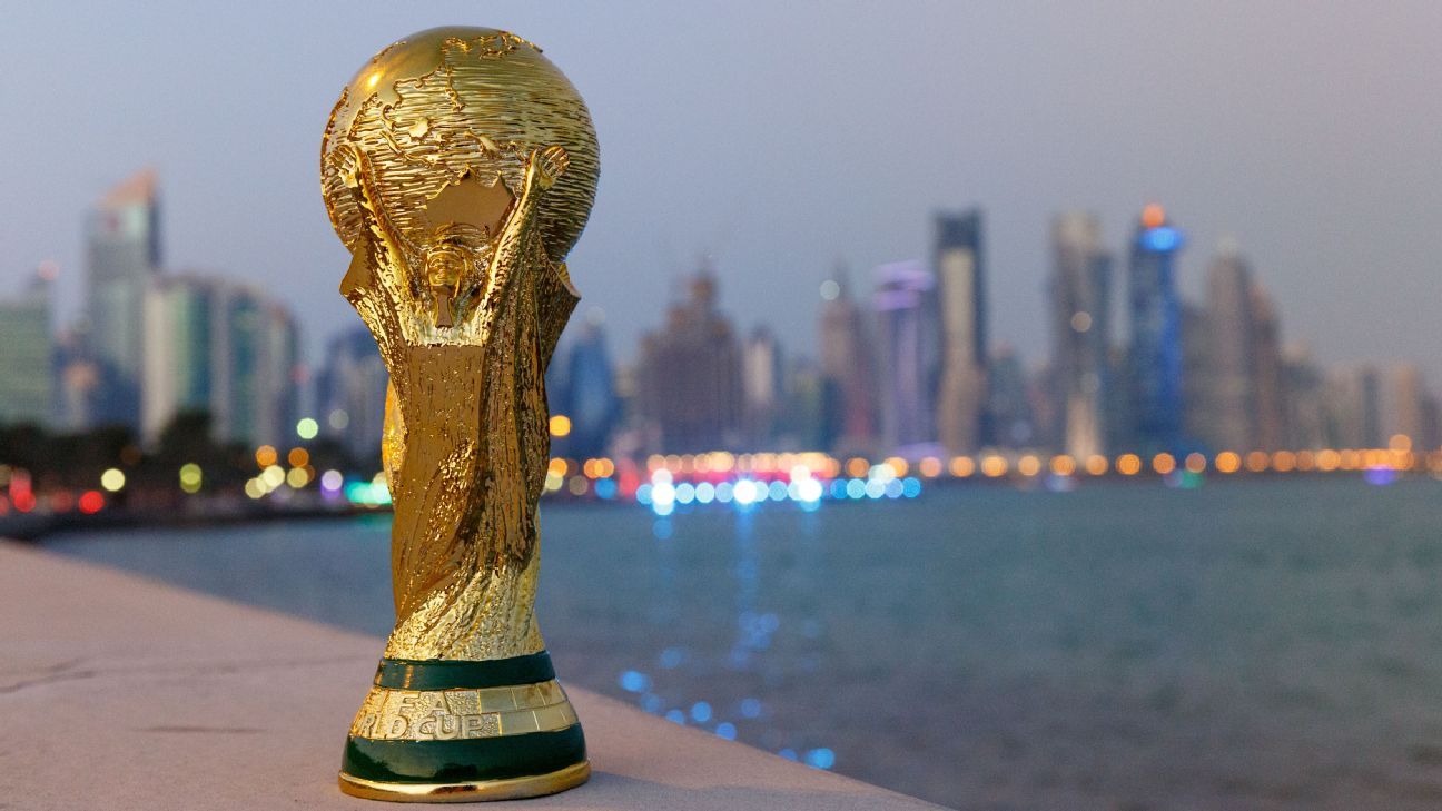 Piala Dunia setiap dua tahun tampaknya tidak mungkin, tetapi inilah kompromi yang mungkin terlihat