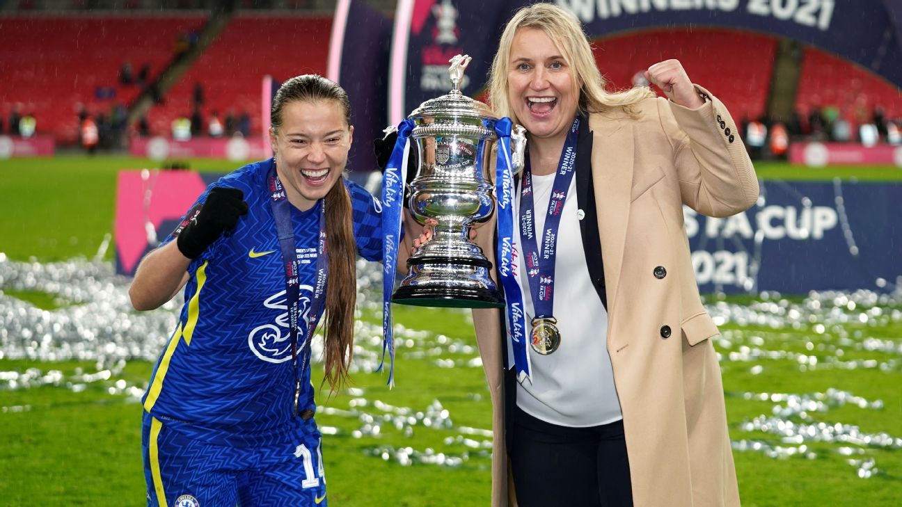 Emma Hayes memimpin Chelsea meraih lebih banyak kemenangan di final Piala FA Wanita ke-50
