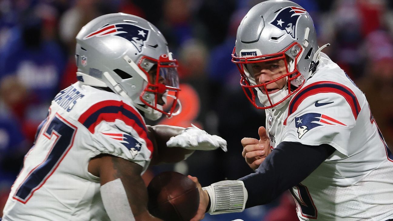 New England Patriots throw just three passes, dominate on the ground in win over Buffalo Bills
