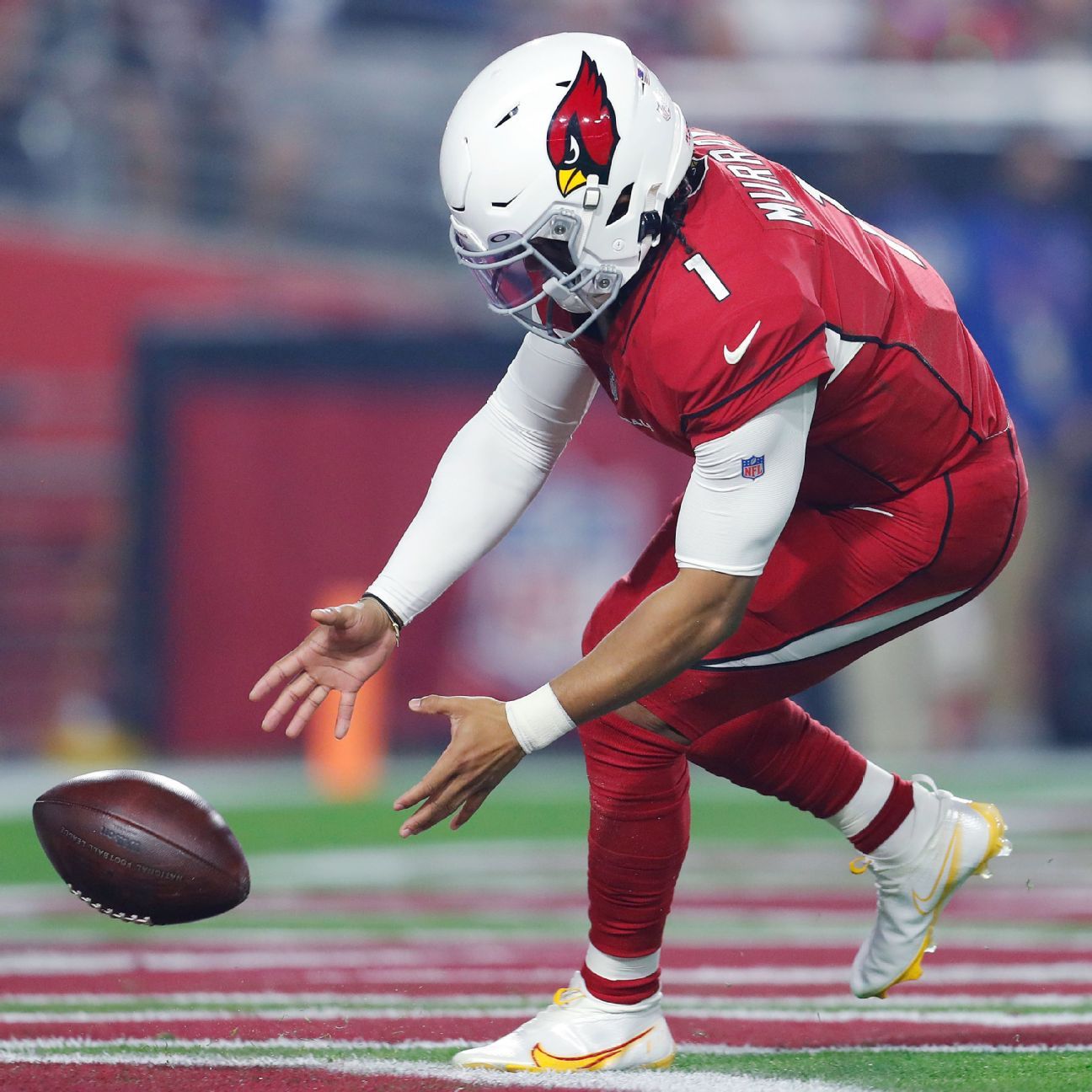 <div>Bad snap to Kyler Murray leads to safety that pads Colts' lead</div>