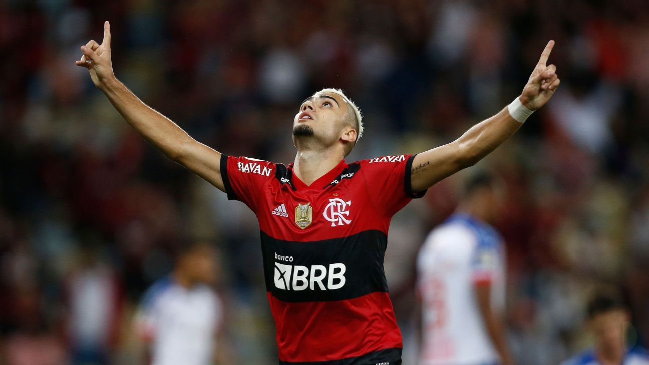 Photo of Sources: Flamengo want Utd’s Pereira permanently