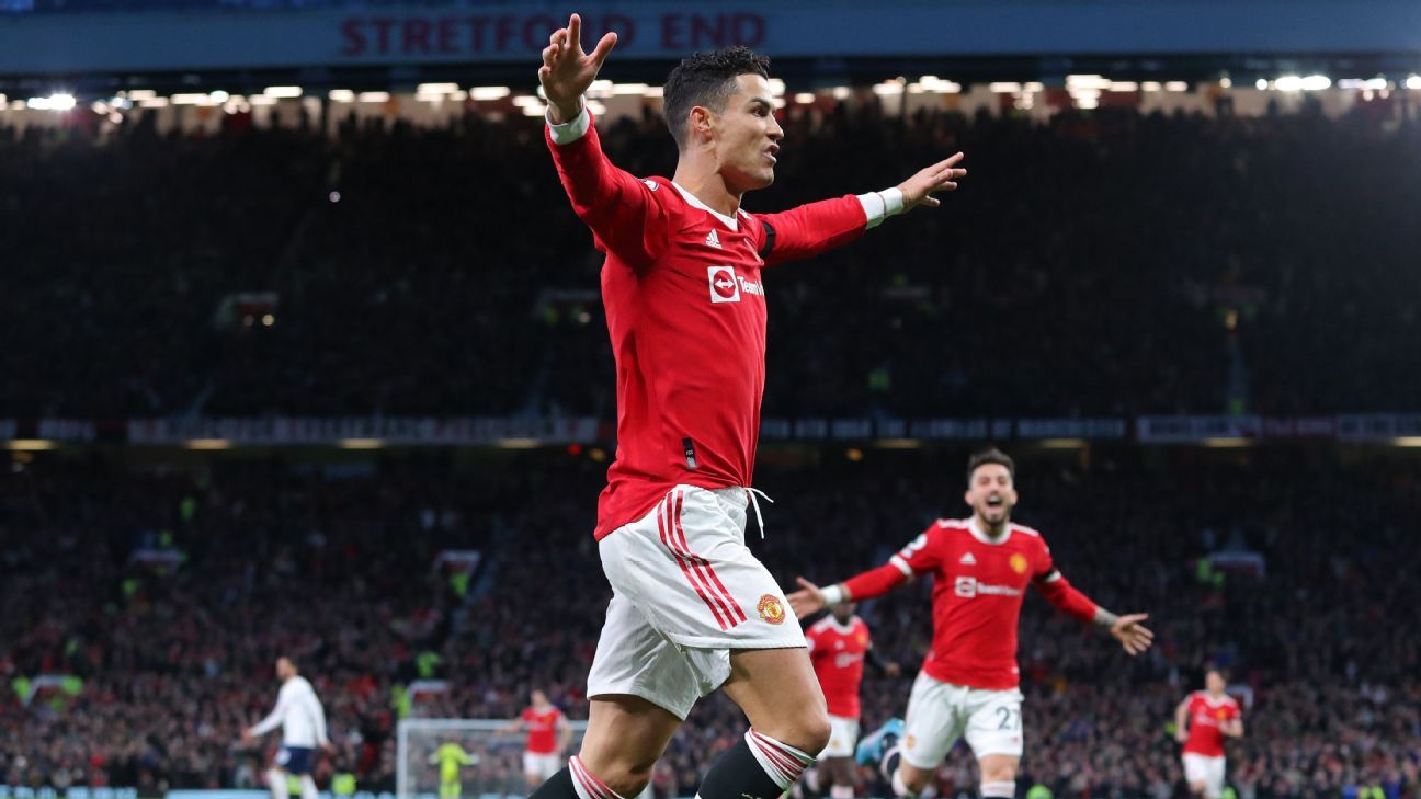 Manchester United’s Cristiano Ronaldo gives Tom Brady a show Bayern Inter slip in title races