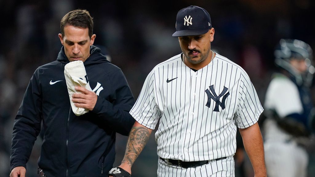 Yankees' Cortes exits Game 4 with groin injury