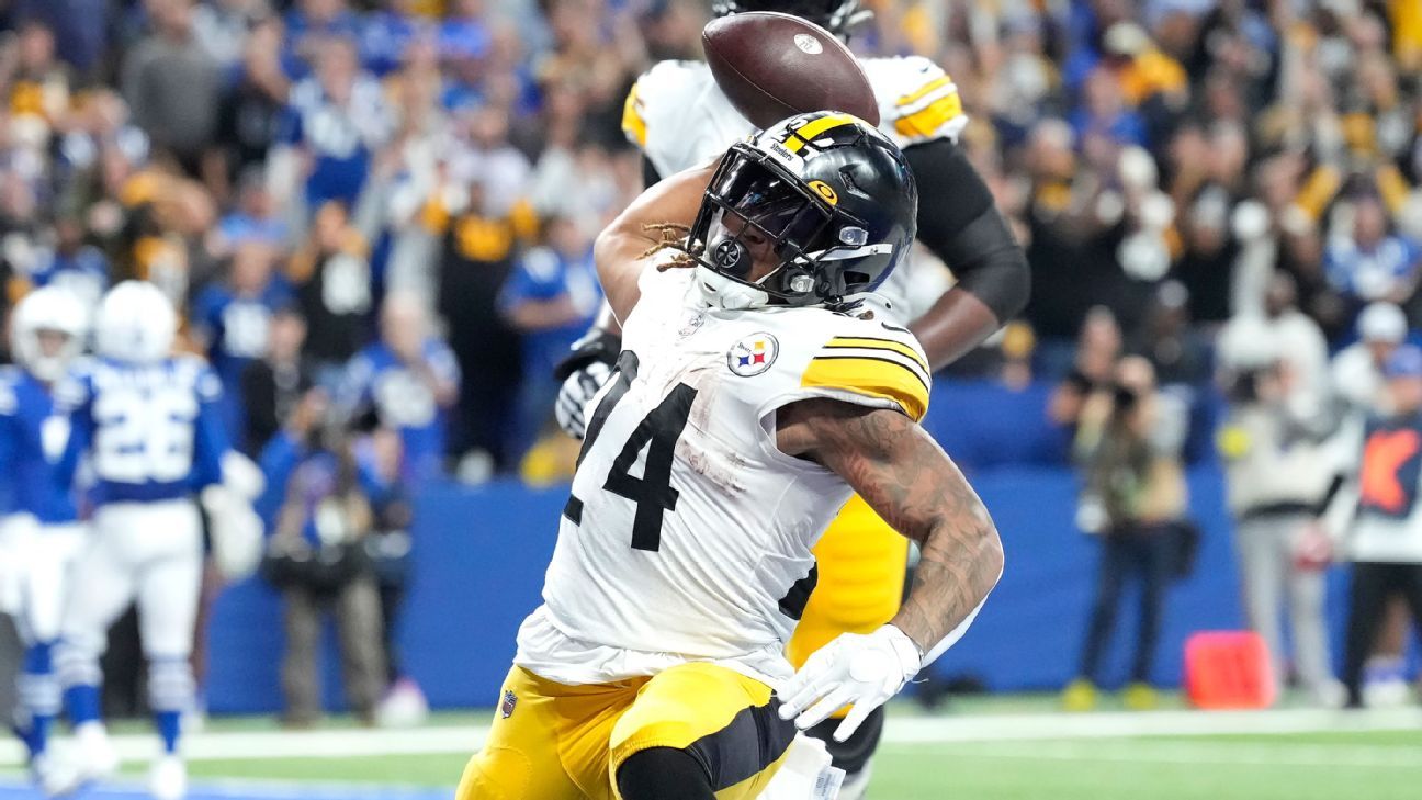 Kenny Pickett, Steelers squander lead but close out Colts