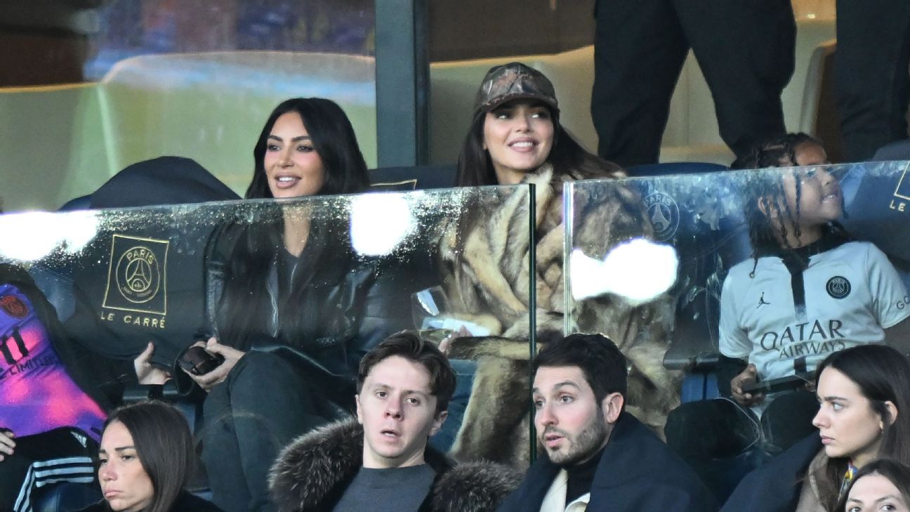 Kim Kardashian curse? Star sees shock PSG loss, Arsenal's European exit on 'soccer tour' - market updates UK - Sports - Public News Time