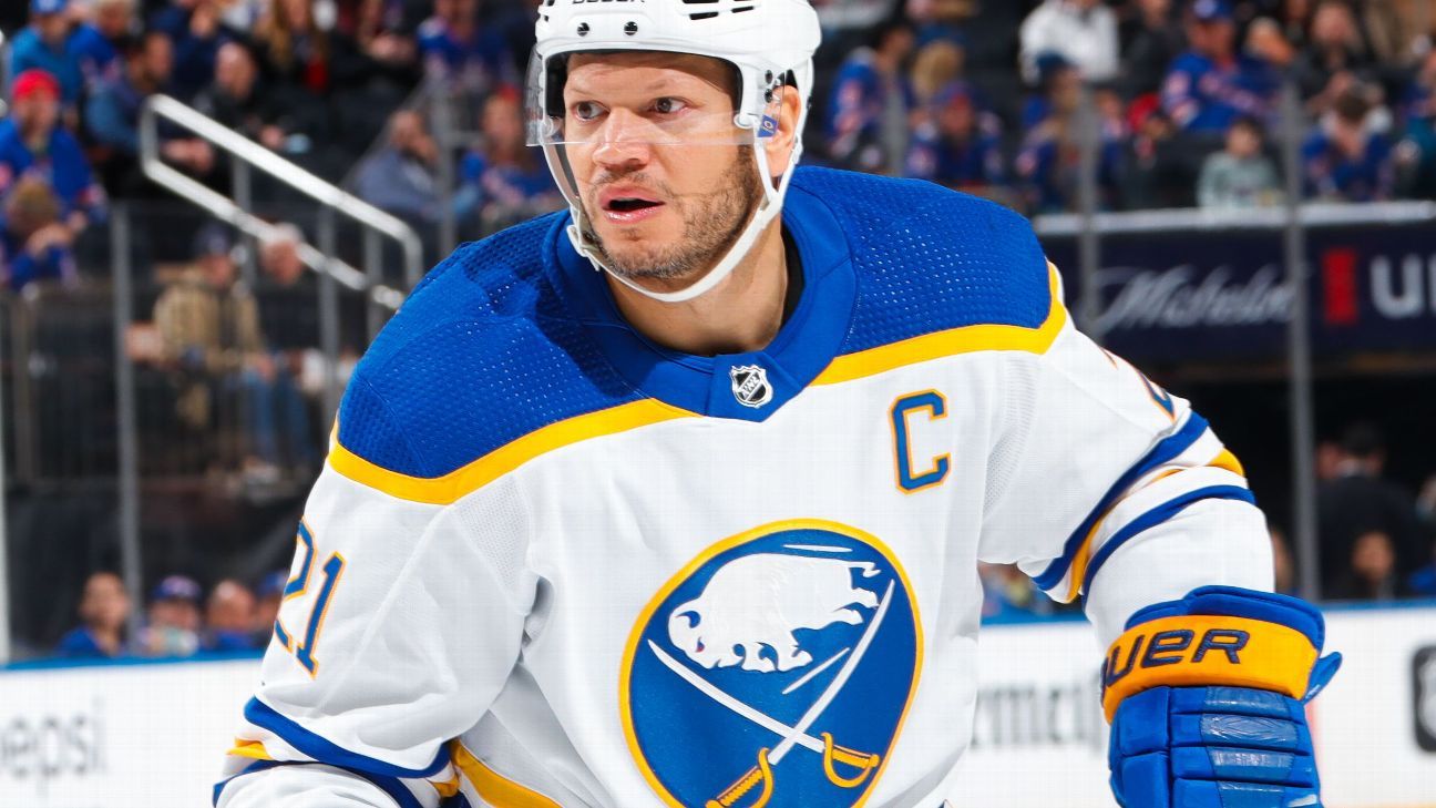 Sabres re-sign Okposo to 1-year, .5M deal