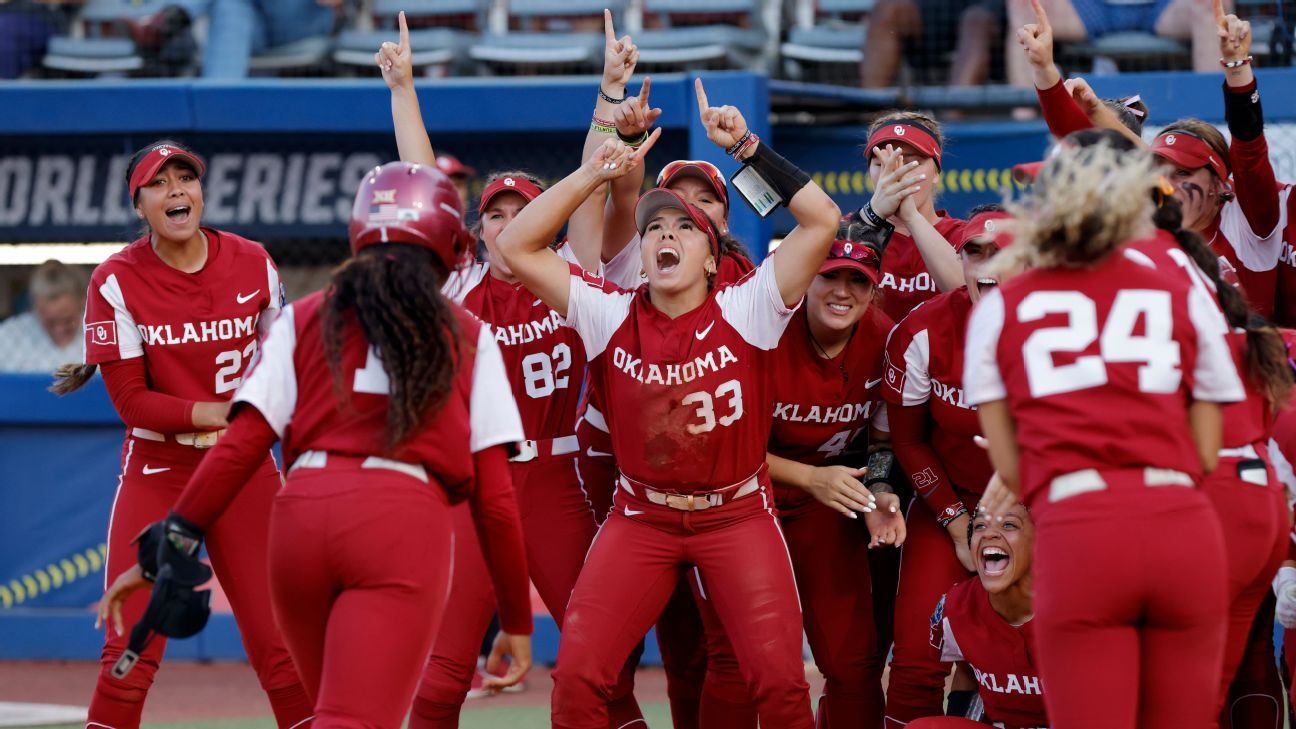 College softball rankings: The final top 25 teams after the 2023 NCAA tournament
