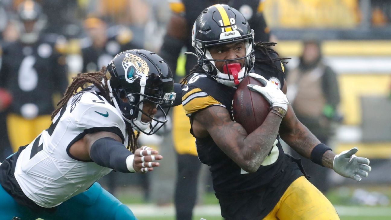 Steelers WR Diontae Johnson rips officers after loss to Jaguars