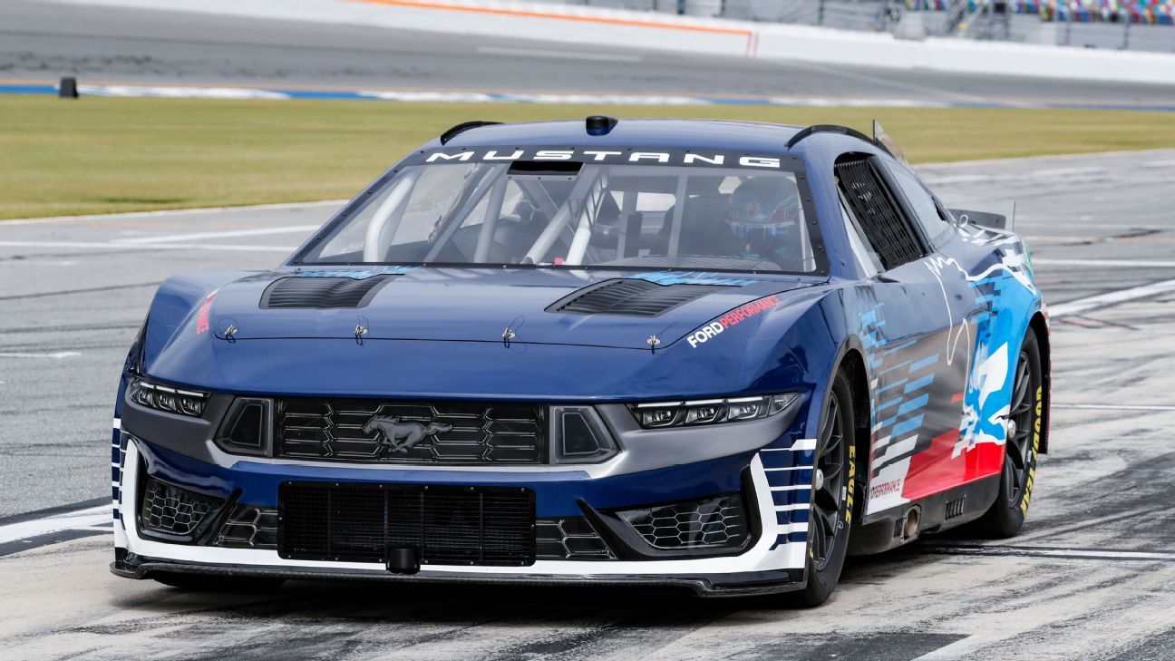 Ford to use Mustang Dark Horse in '24 Cup Series