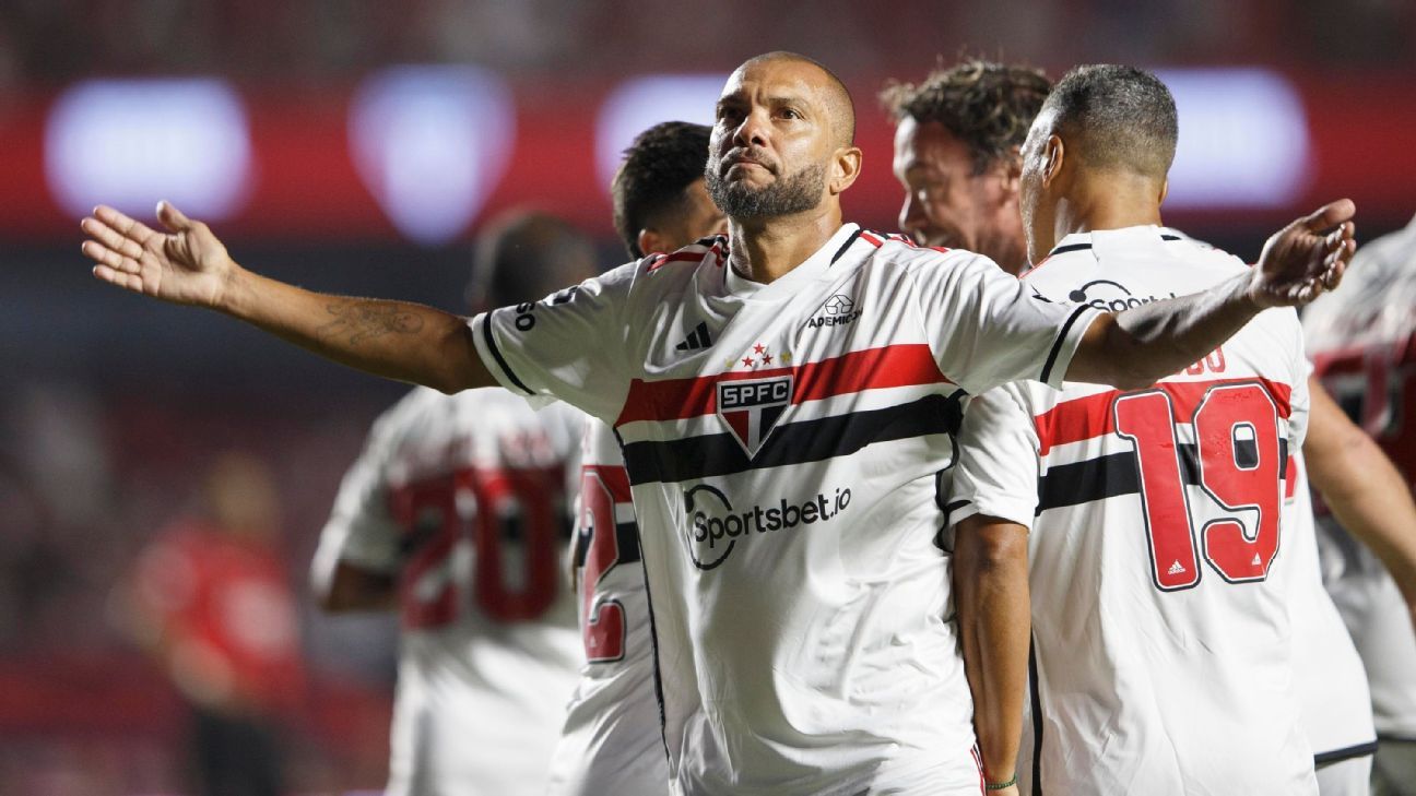 Sao Paulo defeats Milan again in the match with the giants
