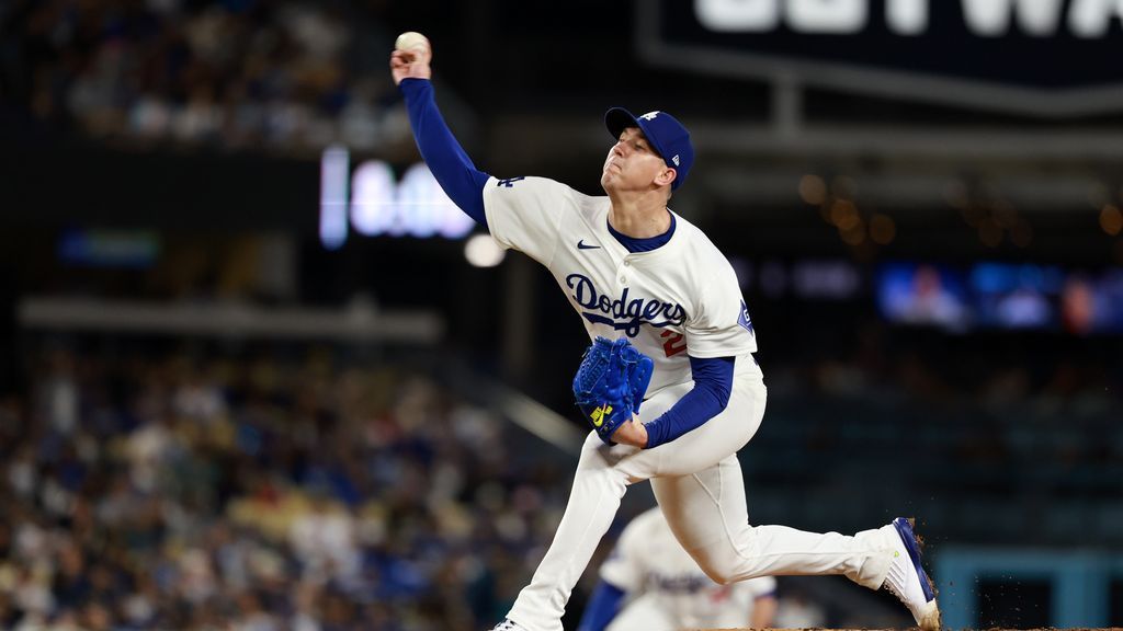 Buehler strikes out 4 in 1st MLB start in 2 years