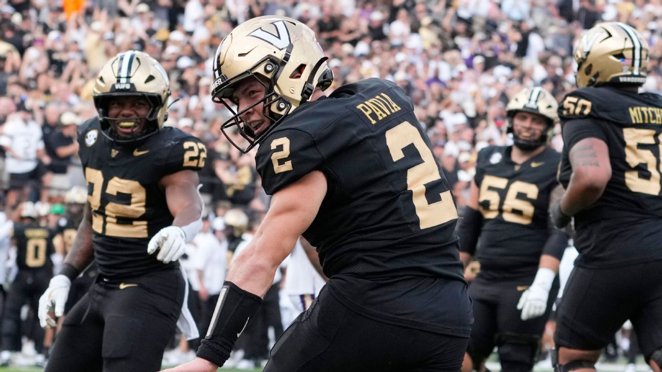Pavia strikes Heisman pose as Vandy outlasts LSU Pavia strikes Heisman pose as Vandy outlasts LSU